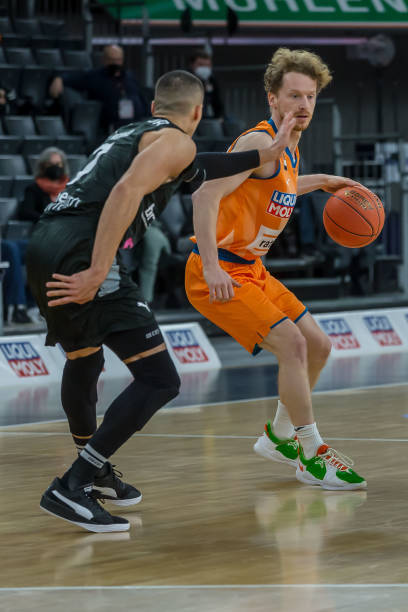 特别是在第 特别是在第