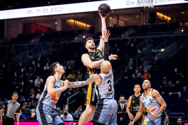 直处于中下 直处于中下