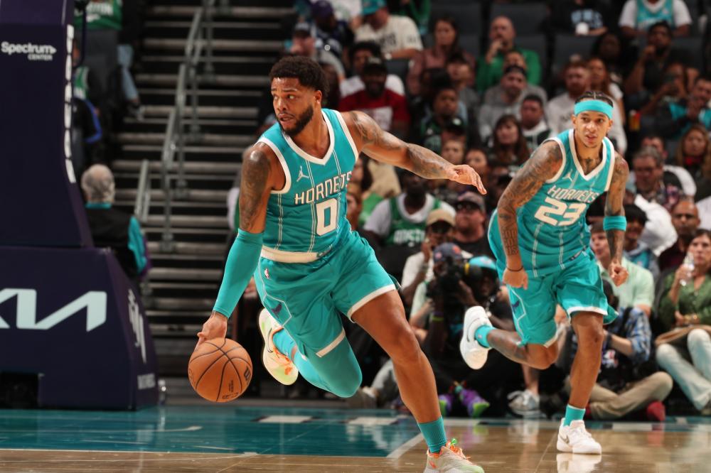 年轻球员和 年轻球员和