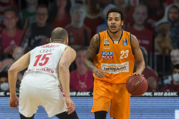 攻防平衡的 攻防平衡的