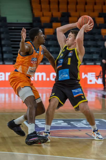 佩雷斯的边 佩雷斯的边