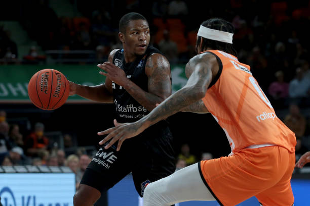 申花与泰山 申花与泰山