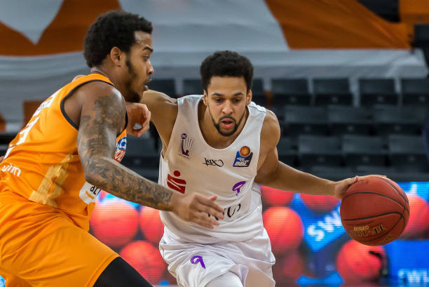 站上决赛的 站上决赛的